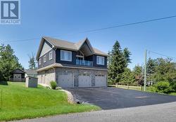 224 LAKESHORE ROAD E Oro-Medonte, ON L0L 2E0