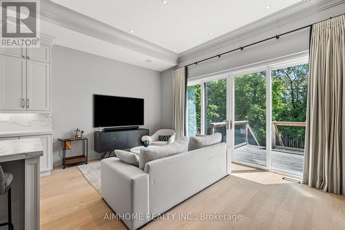 191 Glengarry Avenue, Toronto, ON - Indoor Photo Showing Living Room
