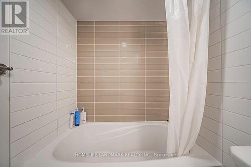 1206 - 125 Redpath Avenue, Toronto, ON - Indoor Photo Showing Bathroom