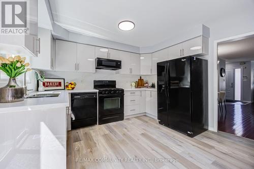 69 Mcsweeney Crescent, Ajax, ON - Indoor Photo Showing Kitchen