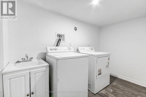 76 Chestnut Street, St. Thomas, ON - Indoor Photo Showing Laundry Room