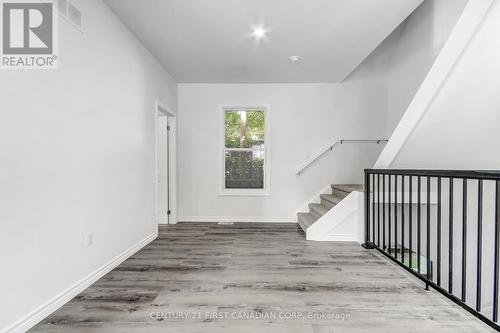 76 Chestnut Street, St. Thomas, ON - Indoor Photo Showing Other Room