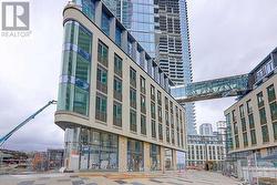 1701 - 1000 PORTAGE PARKWAY Vaughan, ON L4K 0L1