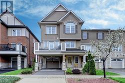 304 SARAH CLINE DRIVE Oakville, ON L6M 0V7