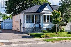65 MANITOBA STREET Toronto, ON M8Y 1E1