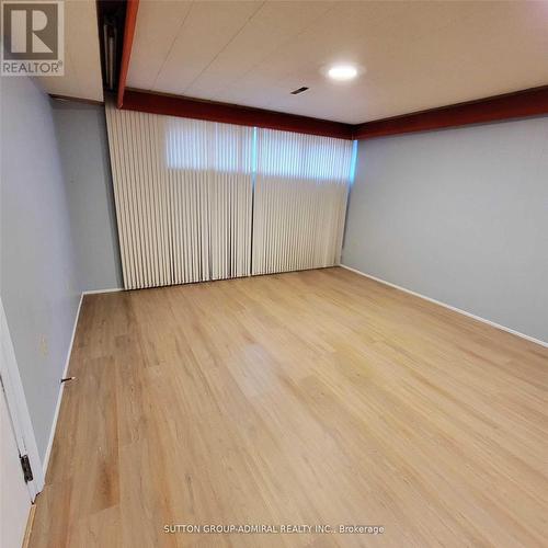 LOWER - 17 PAMILLE PLACE , Toronto, Ontario M6M 3A9 2
