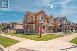 220 GREAT FALLS BOULEVARD  Hamilton, ON L8B 1Z1