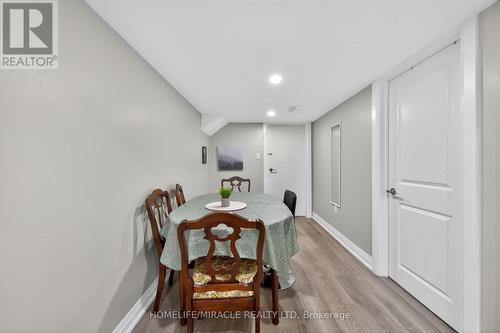 220 Great Falls Boulevard, Hamilton, ON - Indoor Photo Showing Dining Room