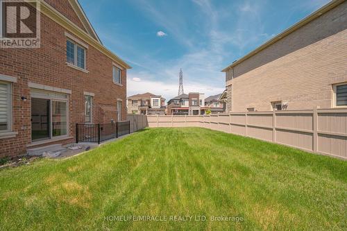 220 Great Falls Boulevard, Hamilton, ON - Outdoor