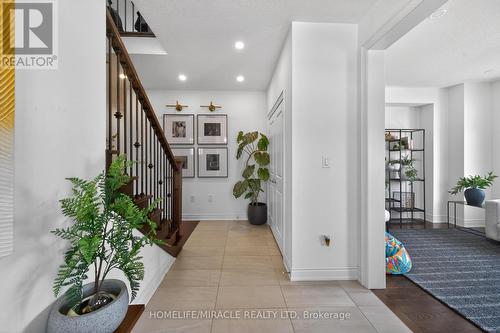 220 Great Falls Boulevard, Hamilton, ON - Indoor Photo Showing Other Room