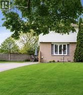 4 Donalda DRIVE Chatham, ON N7L 4J5