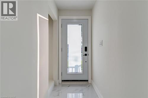 63 Hardale Crescent, Hamilton, ON - Indoor Photo Showing Other Room