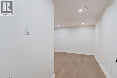 63 Hardale Crescent, Hamilton, ON - Indoor Photo Showing Other Room