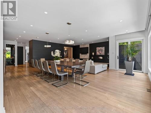 7 Glen Rush Boulevard, Toronto, ON - Indoor Photo Showing Dining Room