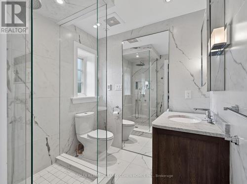 7 Glen Rush Boulevard, Toronto, ON - Indoor Photo Showing Bathroom