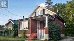 384 WHARNCLIFFE ROAD S  London South (South F), ON N6J 2M1