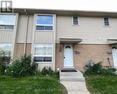 33 - 626 WHARNCLIFFE ROAD S London South (South P), ON N6J 2N4