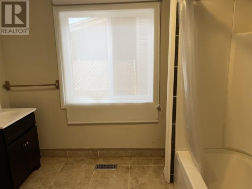 40 Algoma Ave, Sault Ste. Marie, ON - Indoor Photo Showing Bathroom