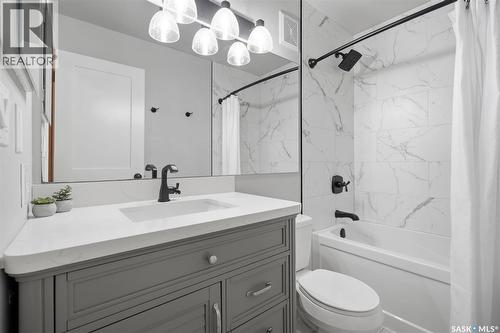 306 Whitewood Road, Saskatoon, SK - Indoor Photo Showing Bathroom