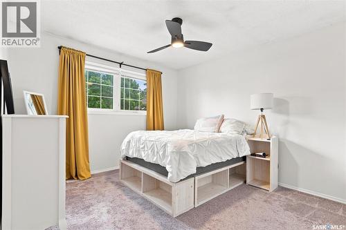 20 327 Berini Drive, Saskatoon, SK - Indoor Photo Showing Bedroom