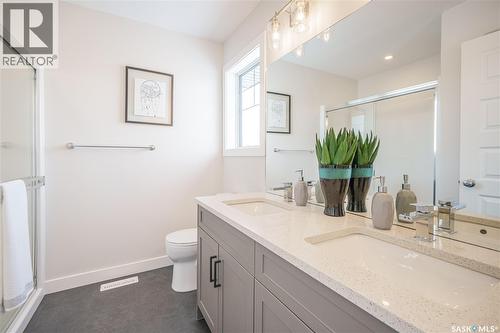 3116 Green Turtle Road, Regina, SK - Indoor Photo Showing Bathroom
