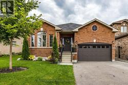 33 BEAUSOLEIL DRIVE  Penetanguishene, ON L9M 0V8