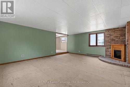 77 Montreal Street, Goderich (Goderich (Town)), ON - Indoor Photo Showing Other Room With Fireplace