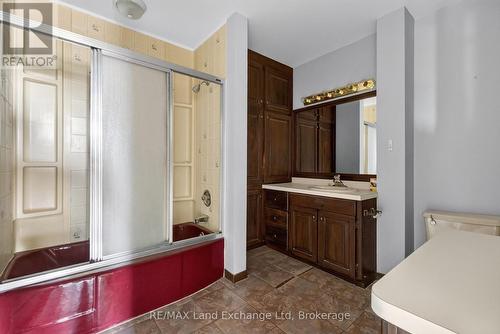 77 Montreal Street, Goderich (Goderich (Town)), ON - Indoor Photo Showing Bathroom