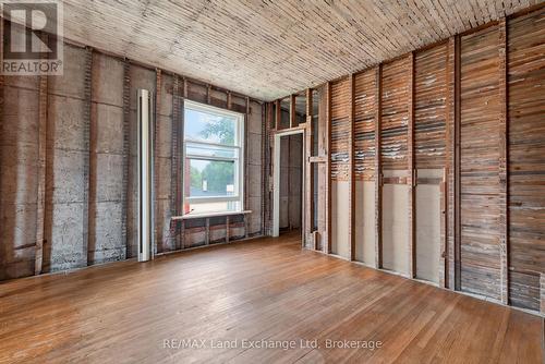 77 Montreal Street, Goderich (Goderich (Town)), ON - Indoor Photo Showing Other Room