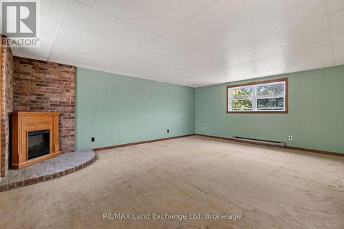 77 Montreal Street, Goderich (Goderich (Town)), ON - Indoor With Fireplace