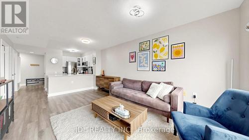 2005 - 21 Hillcrest Avenue, Toronto, ON - Indoor Photo Showing Living Room