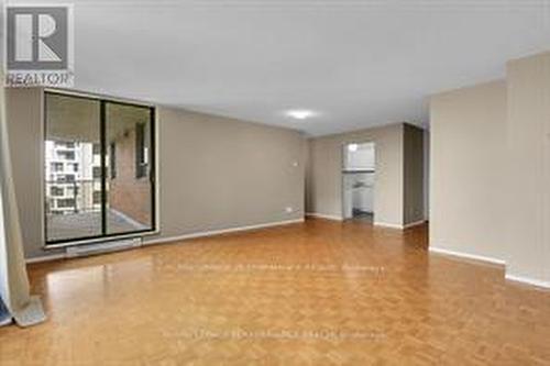 1107 - 475 Laurier Avenue W, Ottawa, ON - Indoor Photo Showing Other Room