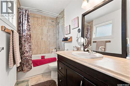 30 Roborecki Terrace, Saskatoon, SK - Indoor Photo Showing Bathroom