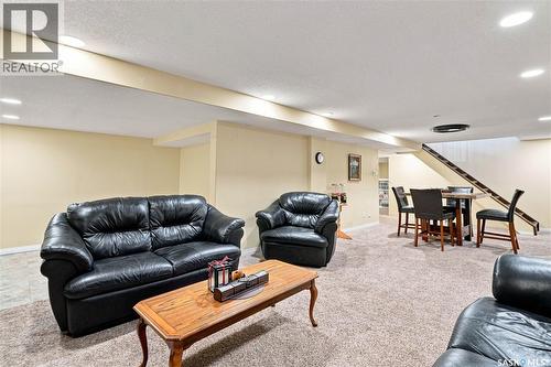 30 Roborecki Terrace, Saskatoon, SK - Indoor