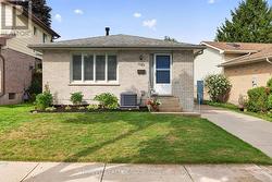 1121 GATEWOOD ROAD  London East (East A), ON N5Y 4Z3