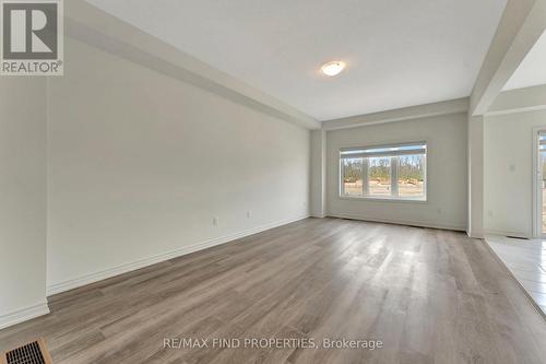 21 Dennis Avenue, Brantford, ON - Indoor Photo Showing Other Room