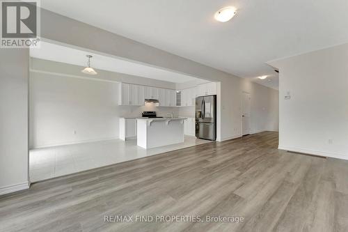 21 Dennis Avenue, Brantford, ON - Indoor