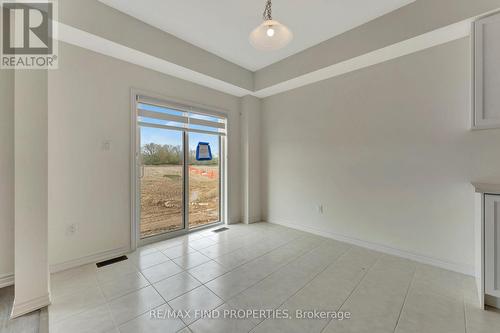 21 Dennis Avenue, Brantford, ON - Indoor Photo Showing Other Room