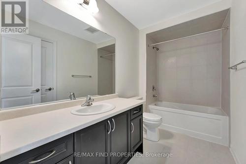 21 Dennis Avenue, Brantford, ON - Indoor Photo Showing Bathroom