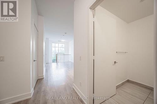 107W - 268 Buchanan Drive, Markham, ON - Indoor Photo Showing Other Room