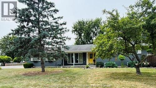 8285 MALDEN ROAD  Lasalle, ON N9J 2V5