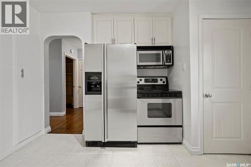 2730 Thornton Avenue, Regina, SK - Indoor Photo Showing Kitchen
