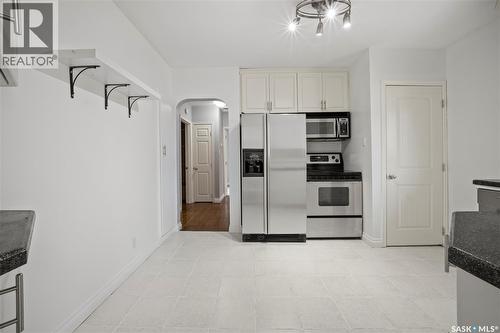 2730 Thornton Avenue, Regina, SK - Indoor Photo Showing Kitchen