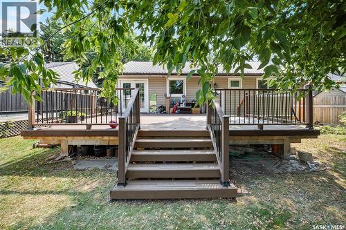 2730 Thornton Avenue, Regina, SK - Outdoor With Deck Patio Veranda