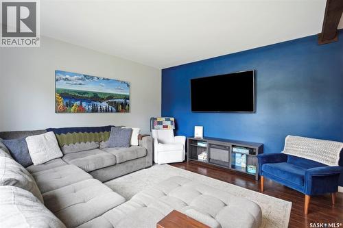 1125 2Nd Street E, Saskatoon, SK - Indoor Photo Showing Living Room