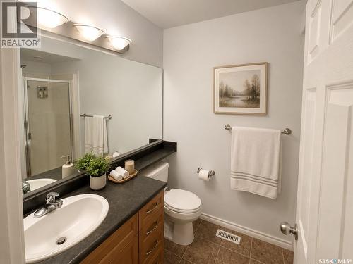 330 Blackstock Cove, Saskatoon, SK - Indoor Photo Showing Bathroom