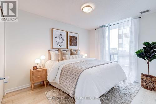 1303 - 70 Forest Manor Road, Toronto, ON - Indoor Photo Showing Bedroom