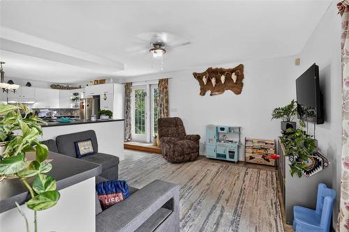 54149 Millbrook Road, Anola, MB - Indoor