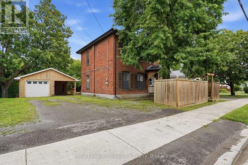 43 GROVE STREET  Belleville (Belleville Ward), ON K8P 1W1
