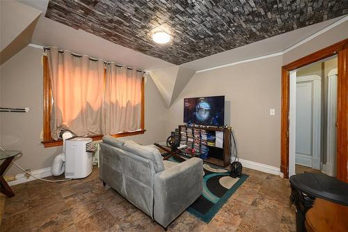 485 Talbot Avenue, Winnipeg, MB - Indoor